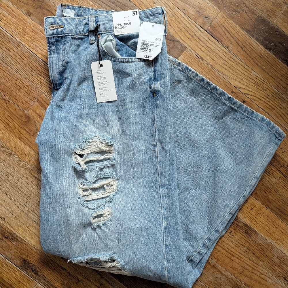 Light Blue Distressed Juniors Jeans
